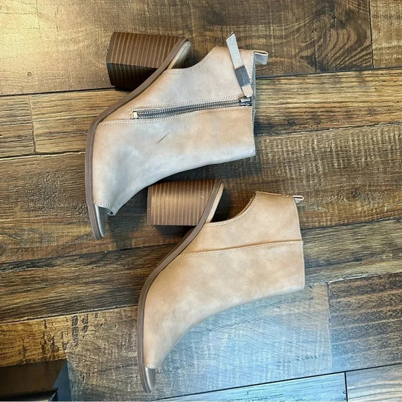 Circus by Sam Edelman Kammi Open Toe Bootie Women’s 8M Light Tan/Khaki EUC - Picture 10 of 12